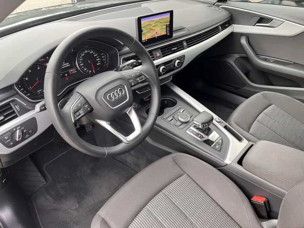 Audi A4 35 TDI design //P.Dach//LED/Navi/ 09/2019-photo-11