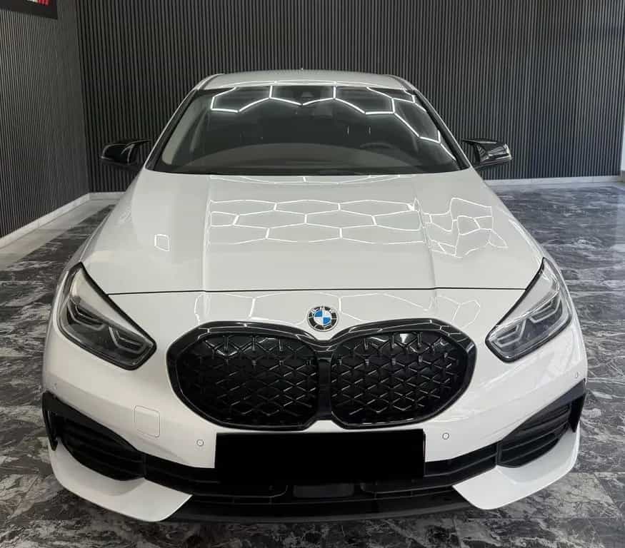 BMW 118 1 Limousine 118 i*Kamera*M-Lenkrad*Navi* 06/2022-photo-1