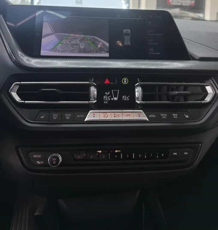 BMW 118 1 Limousine 118 i*Kamera*M-Lenkrad*Navi* 06/2022-photo-14