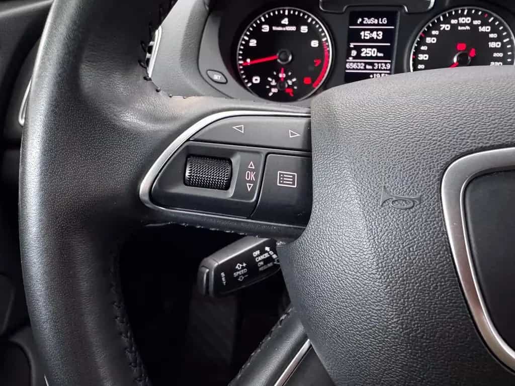 Audi Q3 BASIS 1.4TFSI AHK XENON TEMPOMAT SHZ PDC 1... 11/2017-photo-11