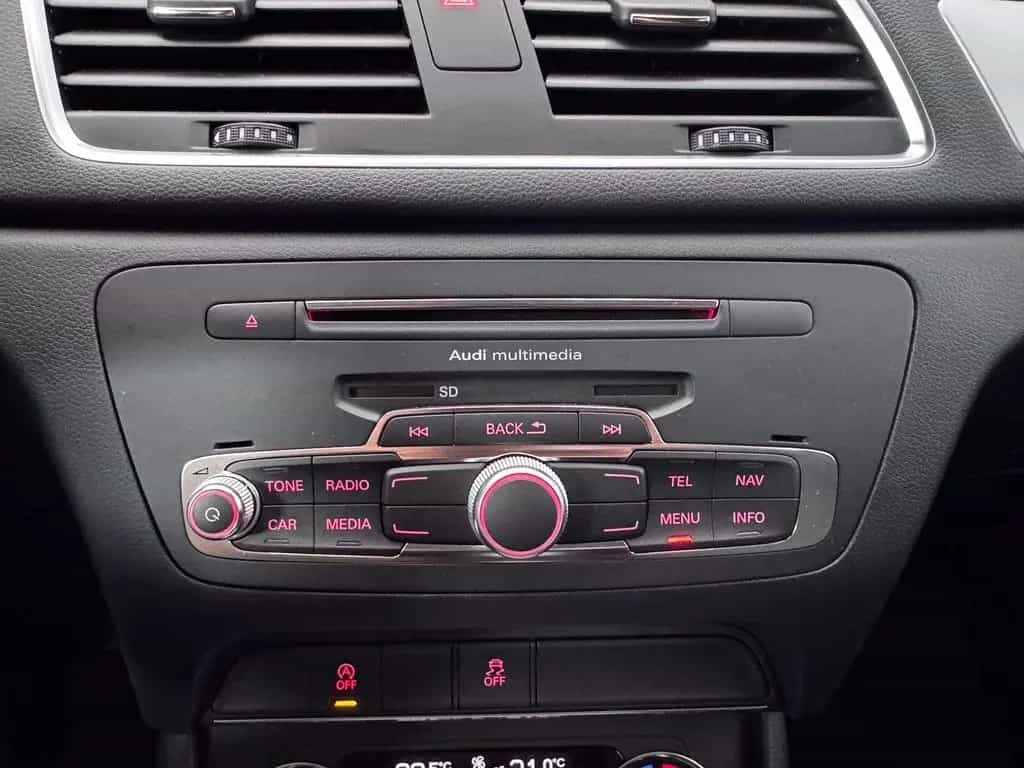 Audi Q3 BASIS 1.4TFSI AHK XENON TEMPOMAT SHZ PDC 1... 11/2017-photo-17