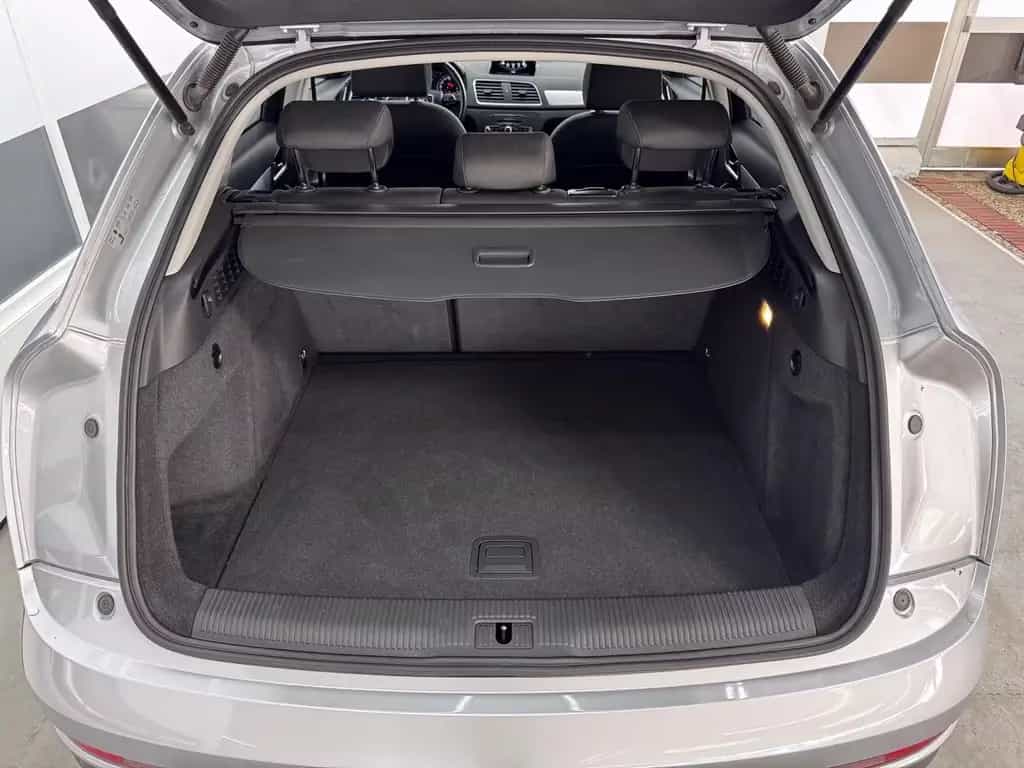 Audi Q3 BASIS 1.4TFSI AHK XENON TEMPOMAT SHZ PDC 1... 11/2017-photo-5