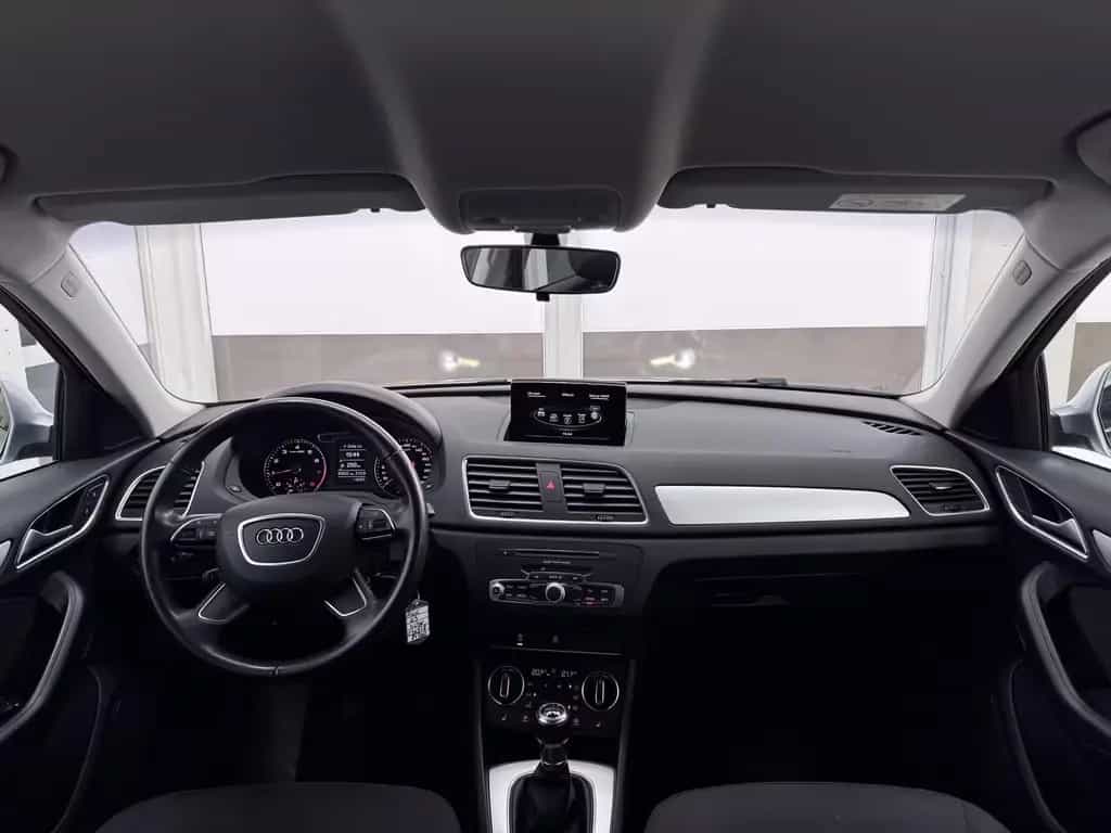 Audi Q3 BASIS 1.4TFSI AHK XENON TEMPOMAT SHZ PDC 1... 11/2017-photo-8