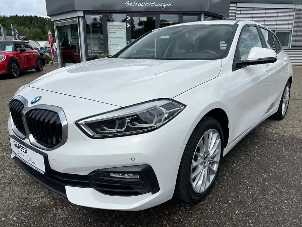 BMW 120 i ADVANTAGE AUTOMATIK LED SITZHEIZUNG 01/2022-photo-0