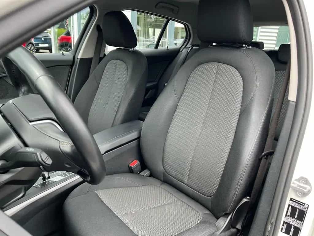 BMW 120 i ADVANTAGE AUTOMATIK LED SITZHEIZUNG 01/2022-photo-13
