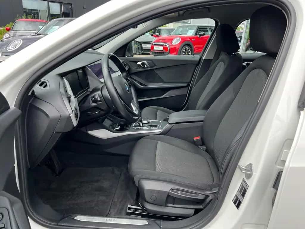 BMW 120 i ADVANTAGE AUTOMATIK LED SITZHEIZUNG 01/2022-photo-20