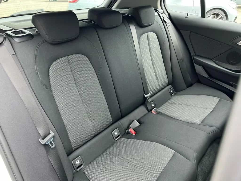 BMW 120 i ADVANTAGE AUTOMATIK LED SITZHEIZUNG 01/2022-photo-24