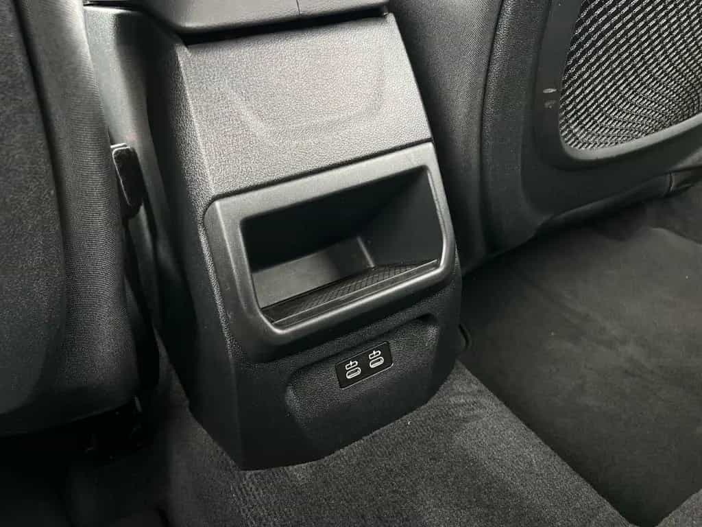 BMW 120 i ADVANTAGE AUTOMATIK LED SITZHEIZUNG 01/2022-photo-27