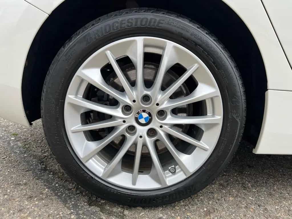 BMW 120 i ADVANTAGE AUTOMATIK LED SITZHEIZUNG 01/2022-photo-37