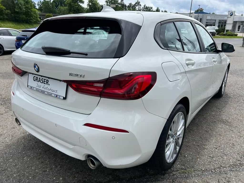 BMW 120 i ADVANTAGE AUTOMATIK LED SITZHEIZUNG 01/2022-photo-5