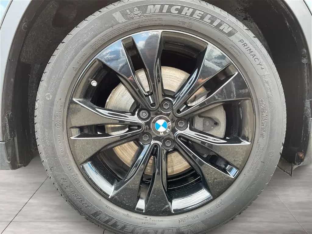 BMW X1 xDrive25d xLine Driving Assistant Plus-Head U 02/2021-photo-5