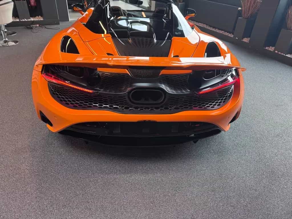 McLaren 750S Spider 05/2025-photo-13