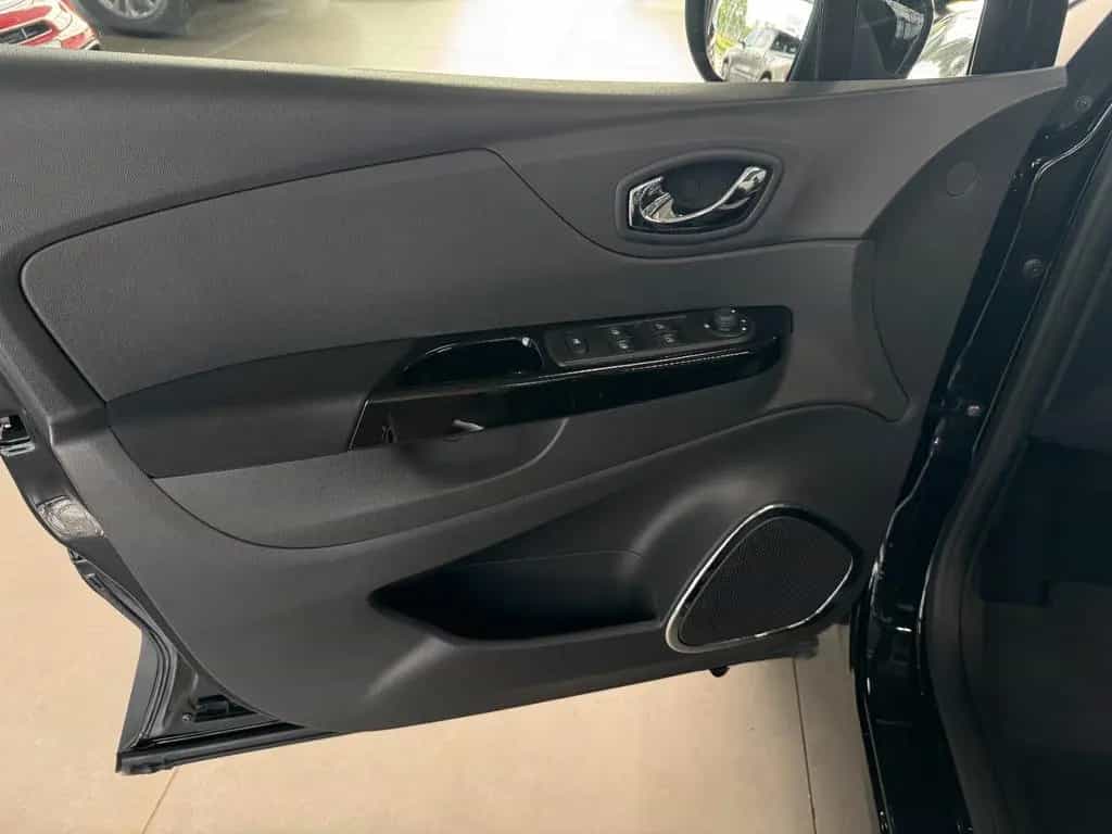 Renault Captur 1.2 TCe 120 Intens  "Kamera Sitzheizung" 10/2016-photo-11
