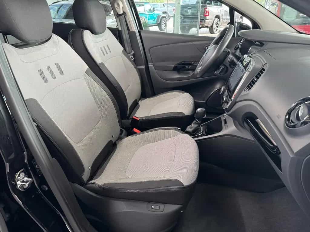 Renault Captur 1.2 TCe 120 Intens  "Kamera Sitzheizung" 10/2016-photo-16