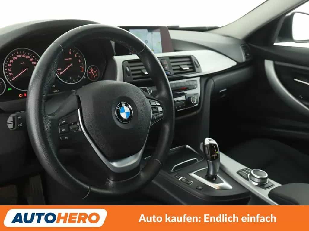 BMW 320 i Advantage Aut.*LED*NAVI*TEMPO*PDC*SHZ* 09/2019-photo-10