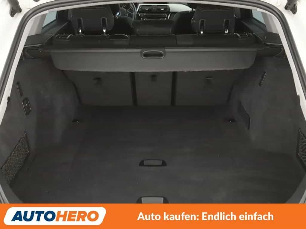 BMW 320 i Advantage Aut.*LED*NAVI*TEMPO*PDC*SHZ* 09/2019-photo-17