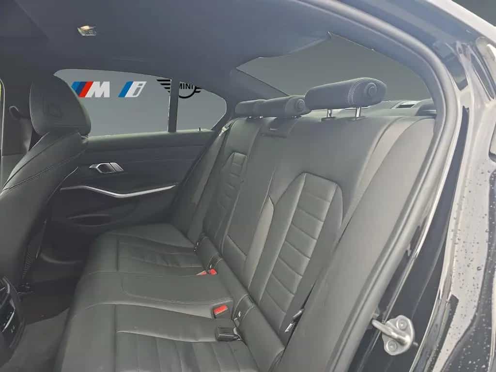 BMW 320 d Glasdach*Memory*Live Cockpit Prof* 03/2022-photo-11