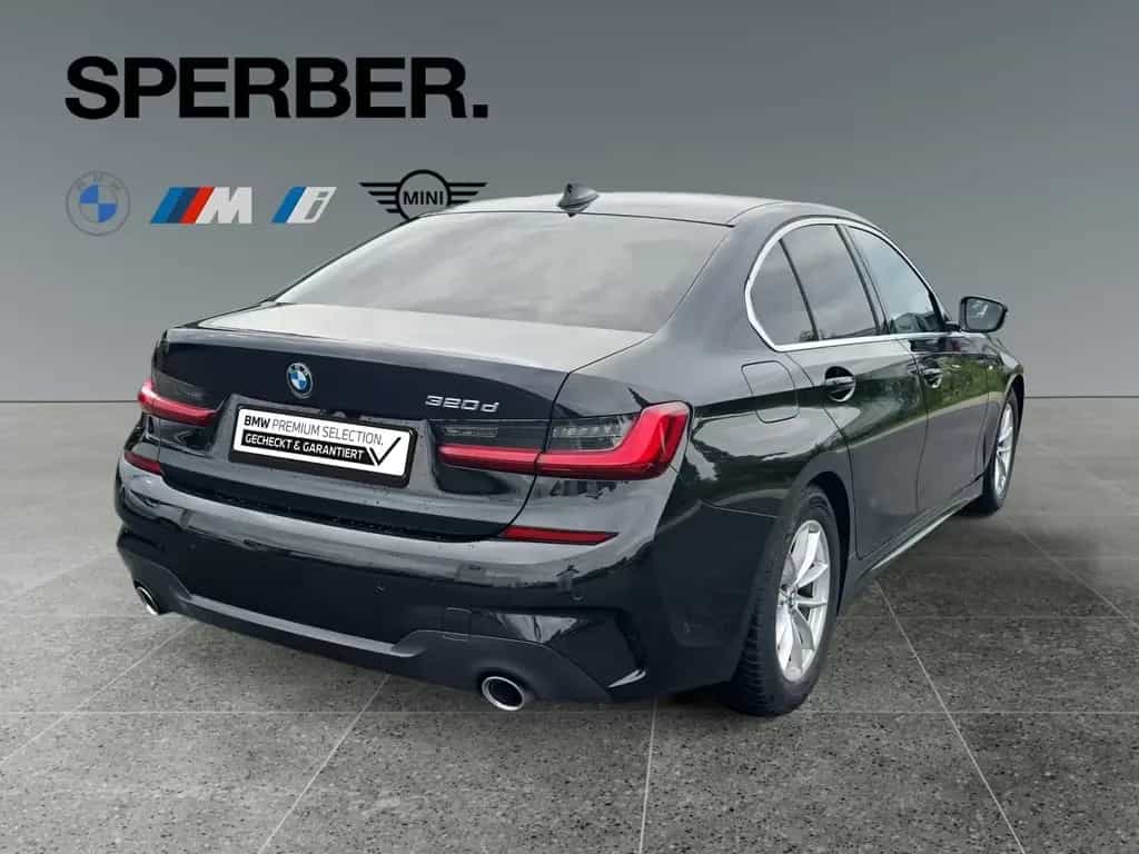 BMW 320 d Glasdach*Memory*Live Cockpit Prof* 03/2022-photo-4