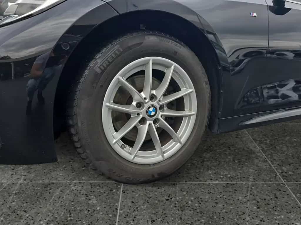 BMW 320 d Glasdach*Memory*Live Cockpit Prof* 03/2022-photo-8