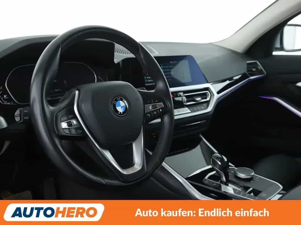 BMW 330 d Sport Line Aut.*NAVI*PDC*TEMPO*SHZ*ALU* 12/2020-photo-10