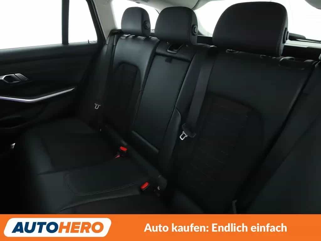 BMW 330 d Sport Line Aut.*NAVI*PDC*TEMPO*SHZ*ALU* 12/2020-photo-13