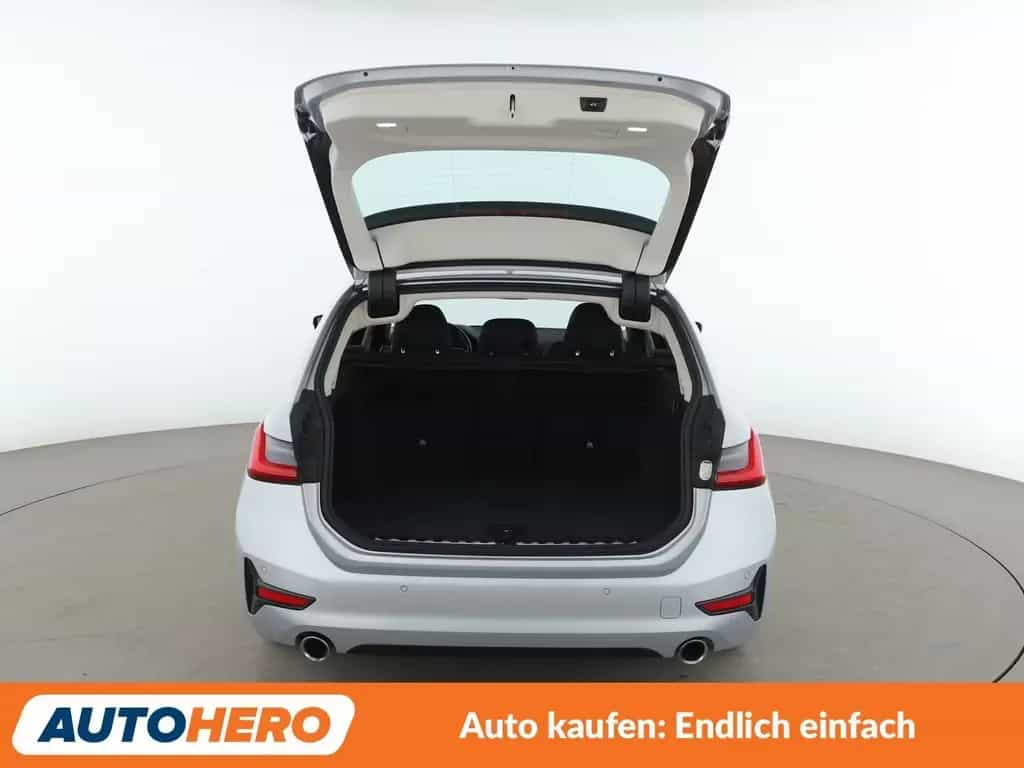 BMW 330 d Sport Line Aut.*NAVI*PDC*TEMPO*SHZ*ALU* 12/2020-photo-16