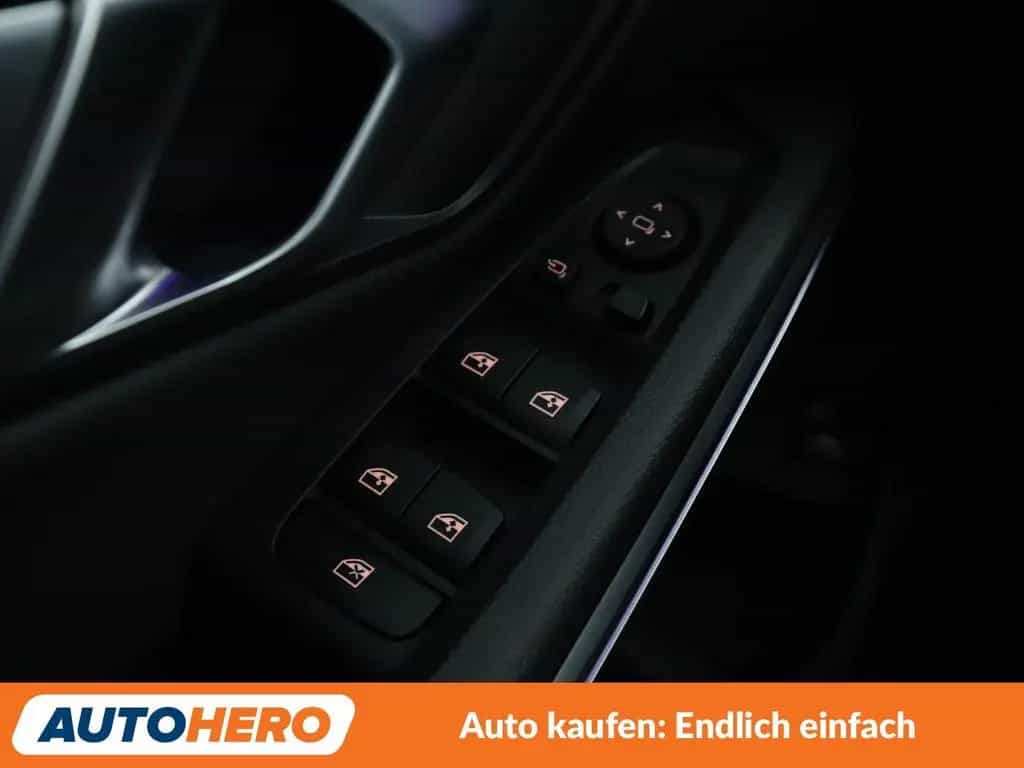 BMW 330 d Sport Line Aut.*NAVI*PDC*TEMPO*SHZ*ALU* 12/2020-photo-24