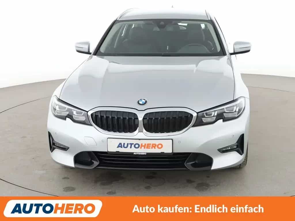 BMW 330 d Sport Line Aut.*NAVI*PDC*TEMPO*SHZ*ALU* 12/2020-photo-8