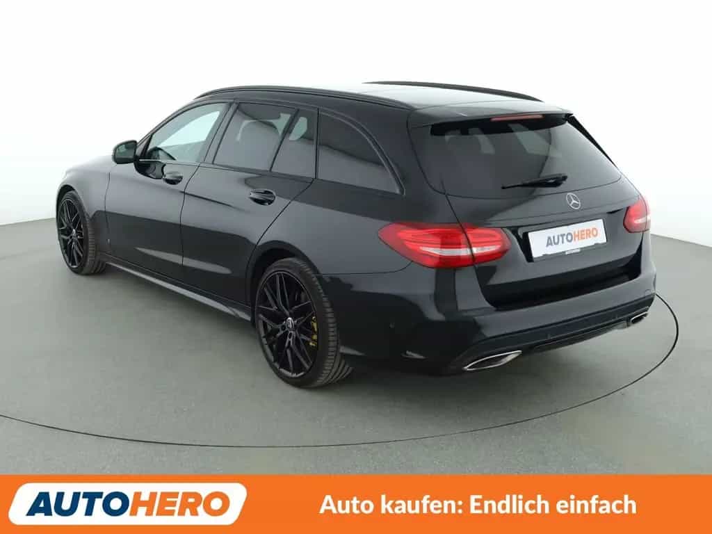 Mercedes-Benz C 300 T AMG Line Aut.*NAVI*LED*HUD*PANO*CAM*PDC* 03/2017-photo-3