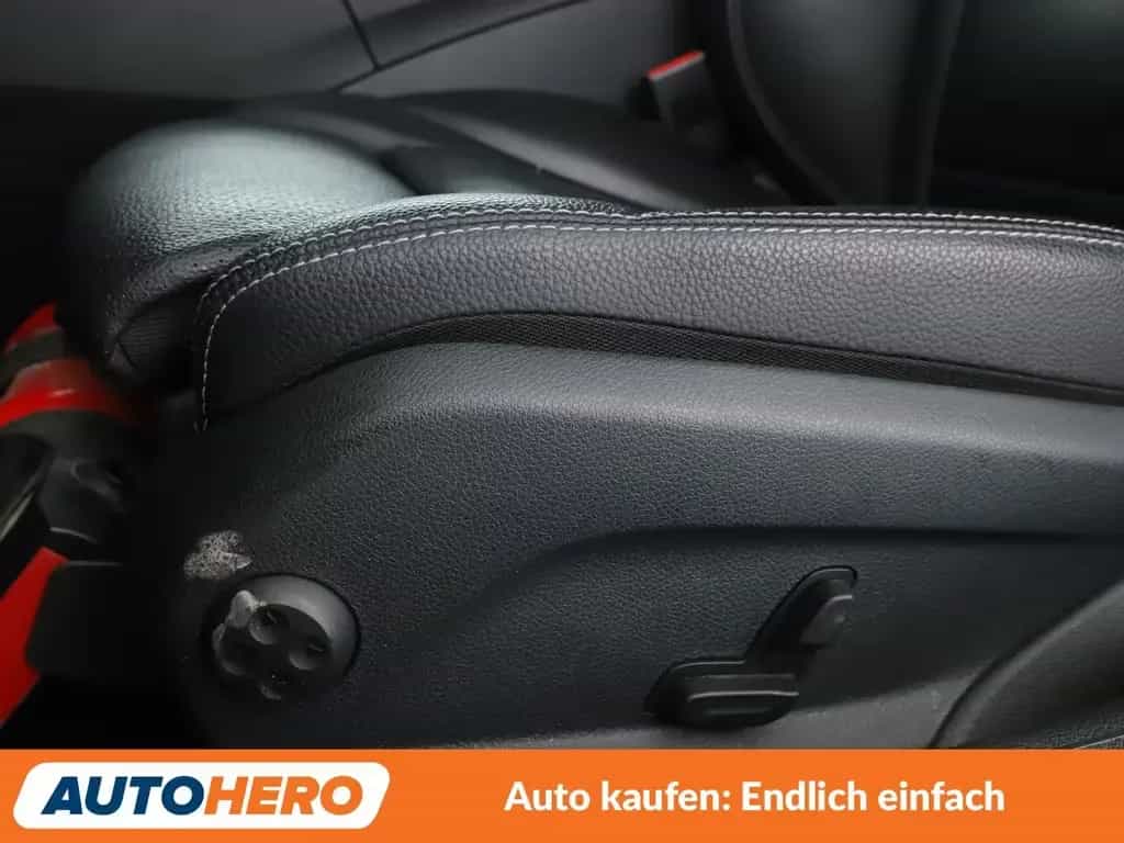 Mercedes-Benz C 300 T AMG Line Aut.*NAVI*LED*HUD*PANO*CAM*PDC* 03/2017-photo-31