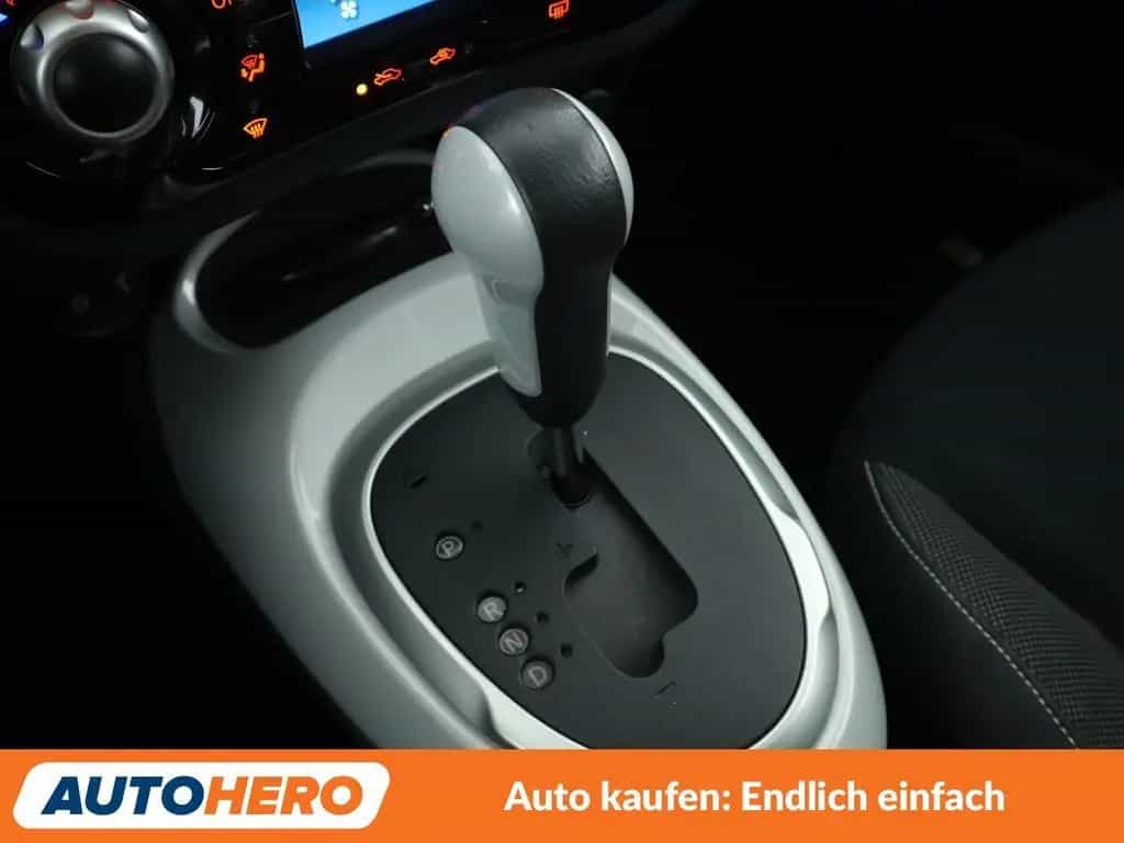 Nissan Juke 1.6 Turbo N-Connecta 4x4 Aut*NAVI*XENON*CAM 11/2016-photo-24