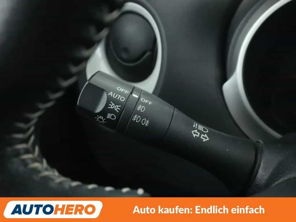Nissan Juke 1.6 Turbo N-Connecta 4x4 Aut*NAVI*XENON*CAM 11/2016-photo-29