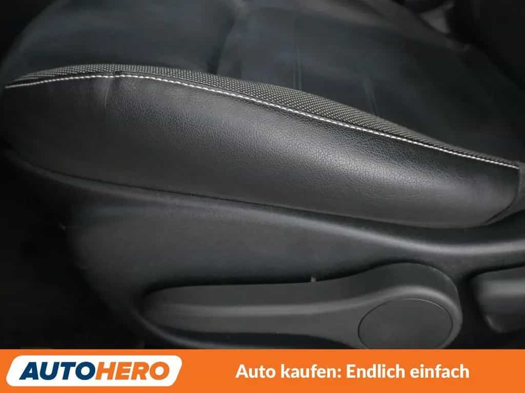 Nissan Juke 1.6 Turbo N-Connecta 4x4 Aut*NAVI*XENON*CAM 11/2016-photo-31