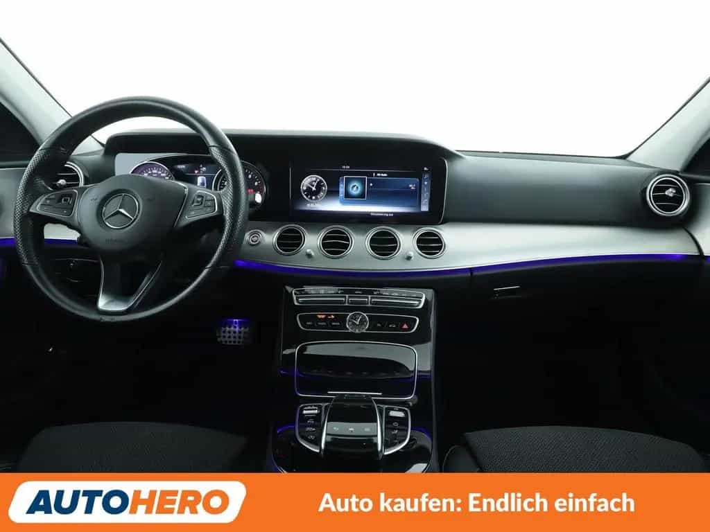 Mercedes-Benz E 250 E-Klasse E 250 T Avantgarde Aut.*NAVI*TEMPO*PLA* 10/2016-photo-11