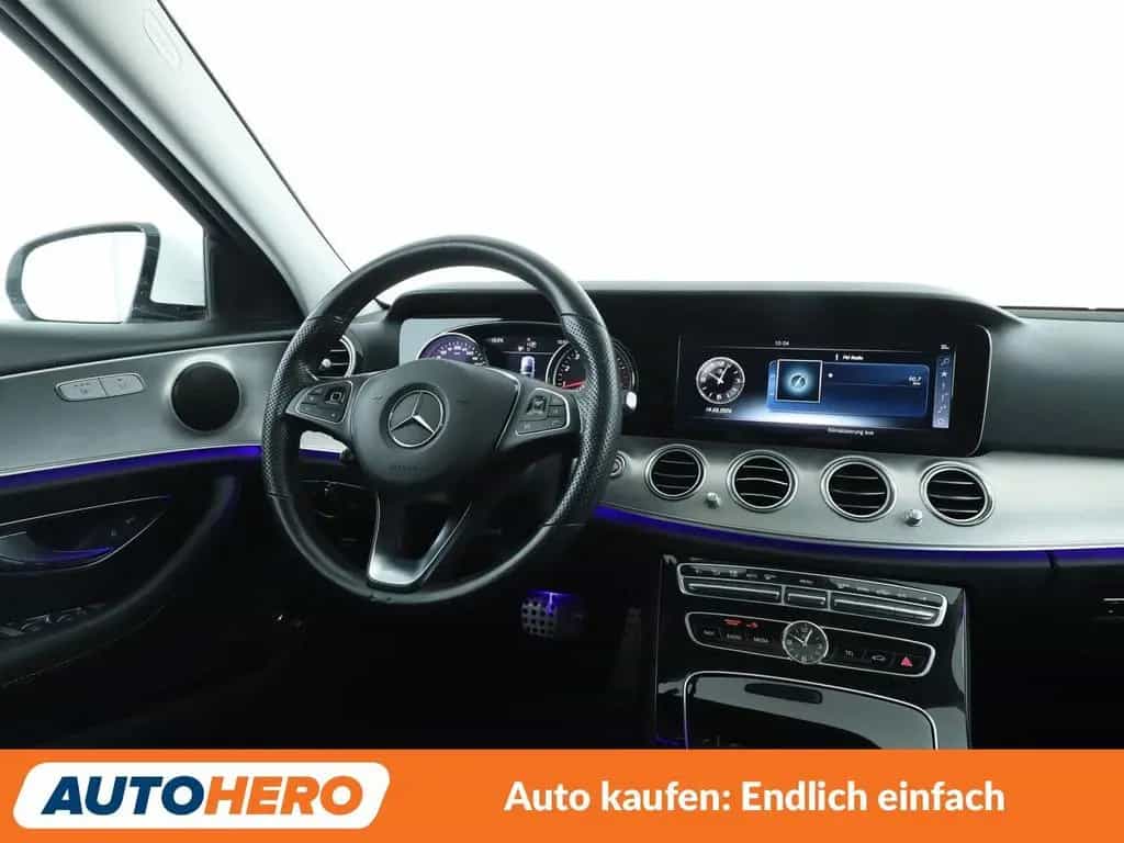Mercedes-Benz E 250 E-Klasse E 250 T Avantgarde Aut.*NAVI*TEMPO*PLA* 10/2016-photo-12