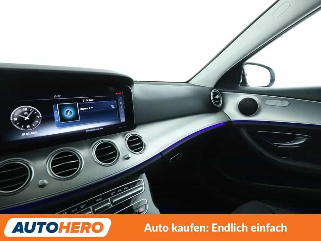 Mercedes-Benz E 250 E-Klasse E 250 T Avantgarde Aut.*NAVI*TEMPO*PLA* 10/2016-photo-29
