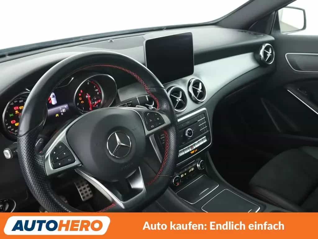 Mercedes-Benz GLA 200 GLA-Klasse GLA 200 AMG Line Aut.*NAVI*TEMPO*CAM* 11/2018-photo-10
