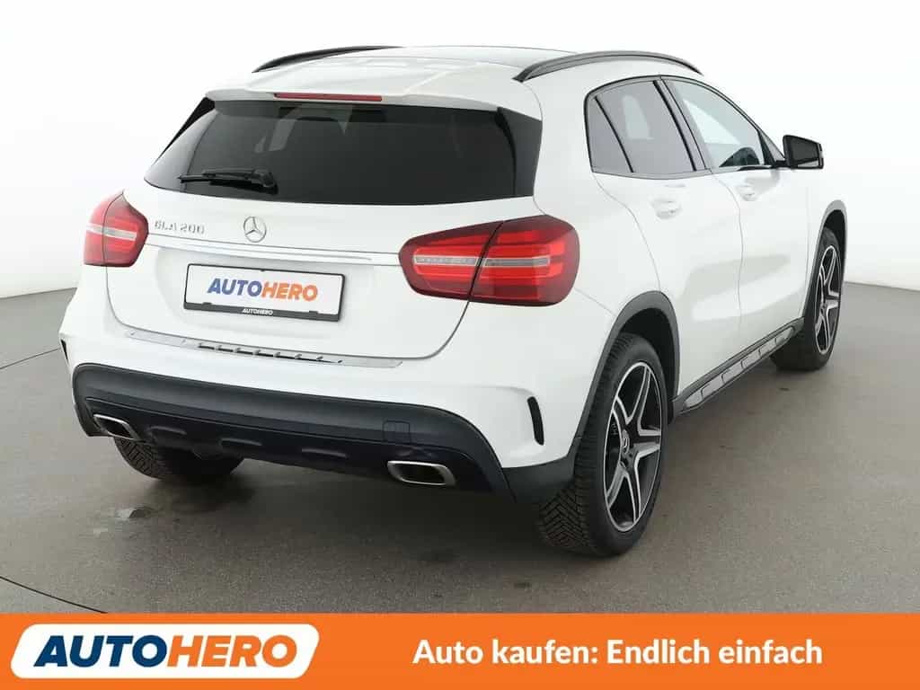Mercedes-Benz GLA 200 GLA-Klasse GLA 200 AMG Line Aut.*NAVI*TEMPO*CAM* 11/2018-photo-5