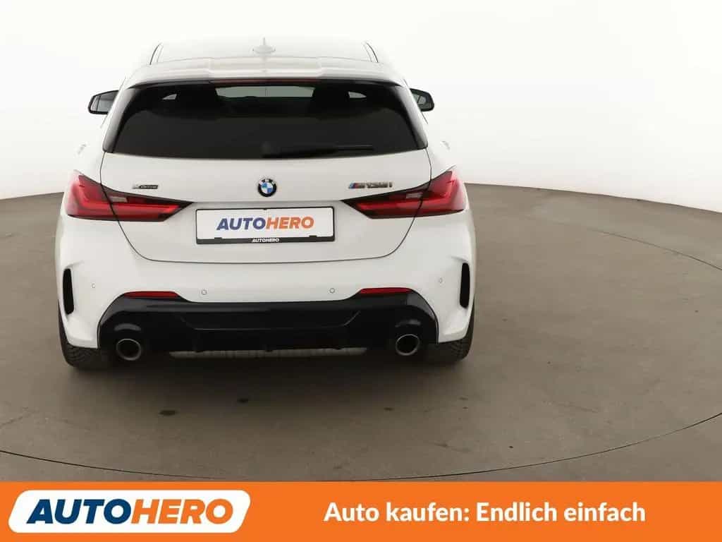 BMW M135 1er M135i xDrive Aut.*NAVI*HEAD-UP*LED*TEMPO*PDC 01/2021-photo-4