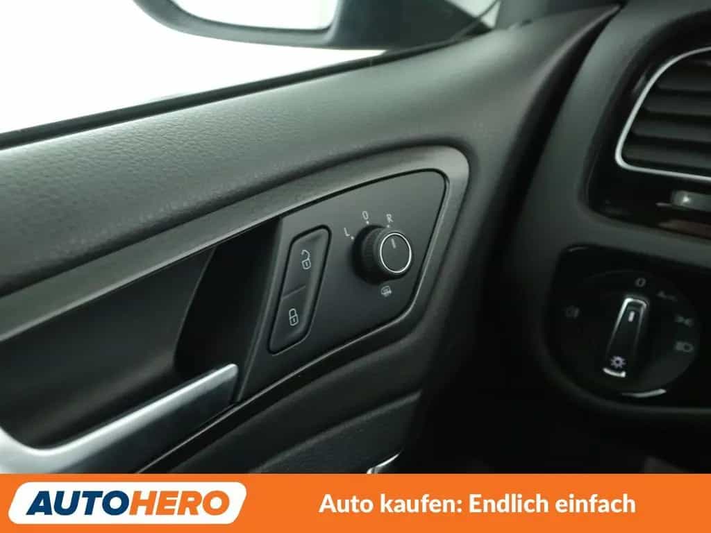 Volkswagen Golf VII 2.0 TSI GTI Performance BM Aut.*LED*PDC 08/2017-photo-29