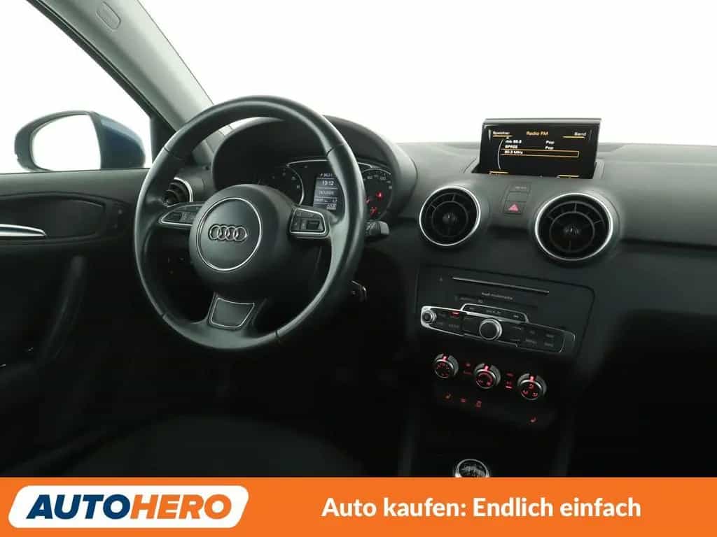 Audi A1 Sportback 1.4 TFSI *XENON*SLINE*SHZ* 04/2018-photo-12