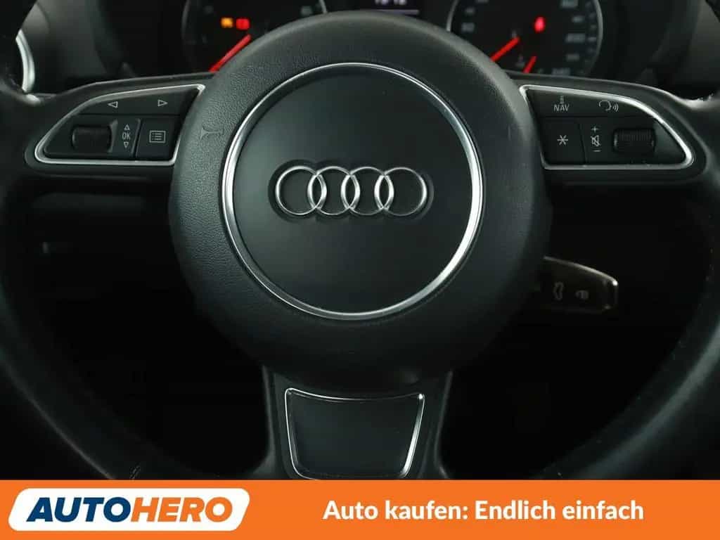 Audi A1 Sportback 1.4 TFSI *XENON*SLINE*SHZ* 04/2018-photo-18