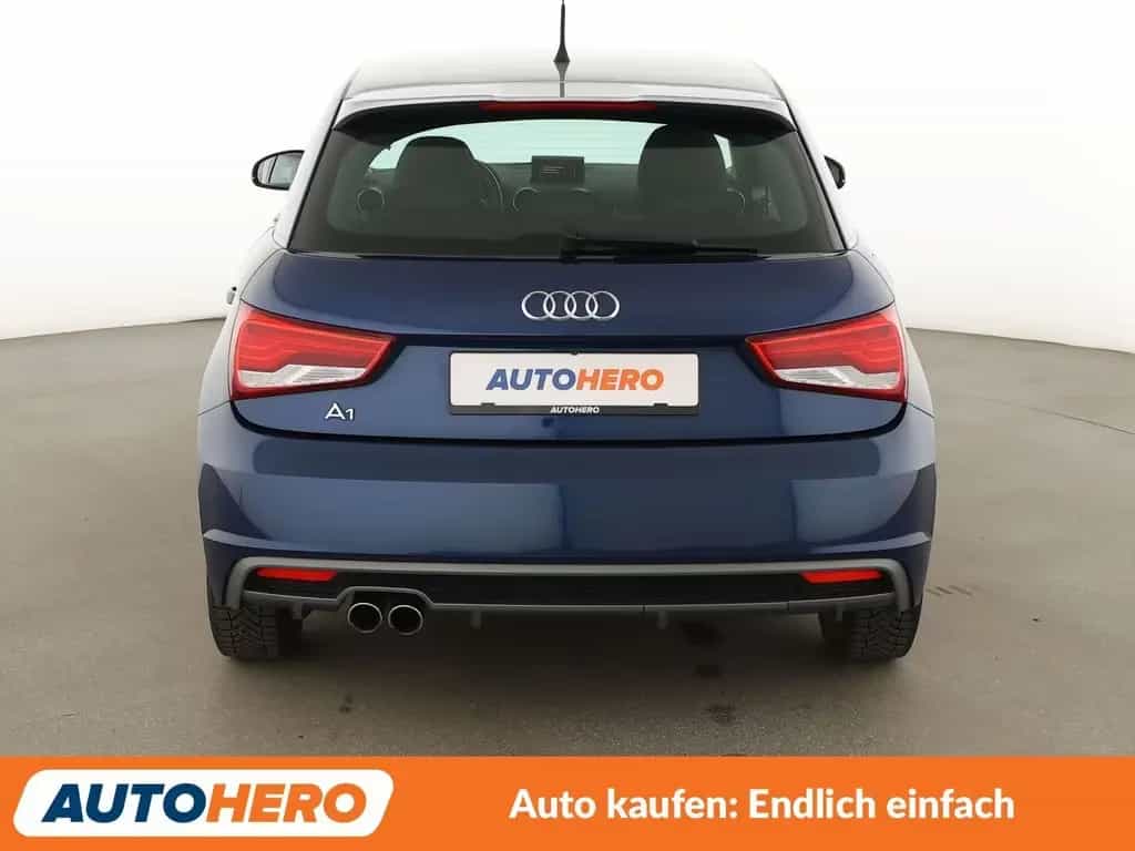 Audi A1 Sportback 1.4 TFSI *XENON*SLINE*SHZ* 04/2018-photo-4