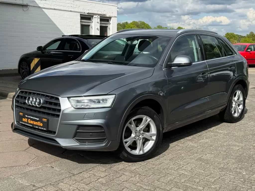 Audi Q3 sport quattro / Scheckheftgepflegt / Kamera 04/2015-photo-0