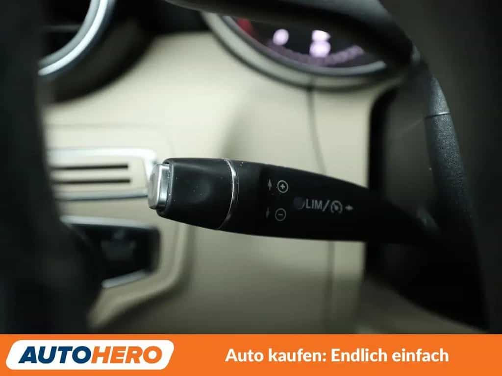 Mercedes-Benz C 180 CGI Avantgarde Aut.*LED*TEMPO*PDC*SHZ* 06/2018-photo-26