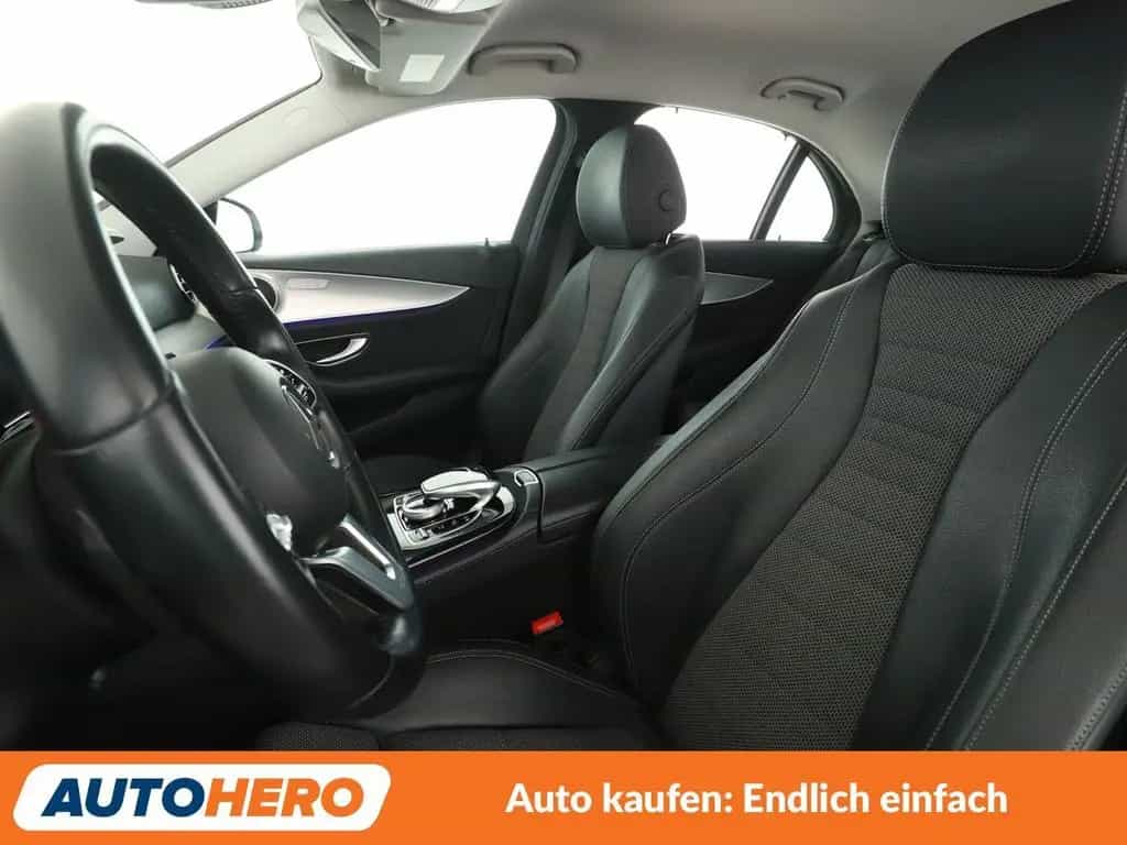 Mercedes-Benz E 300 Mild-Hybrid Avantgarde Aut. *HUD*LED*360°* 01/2021-photo-9