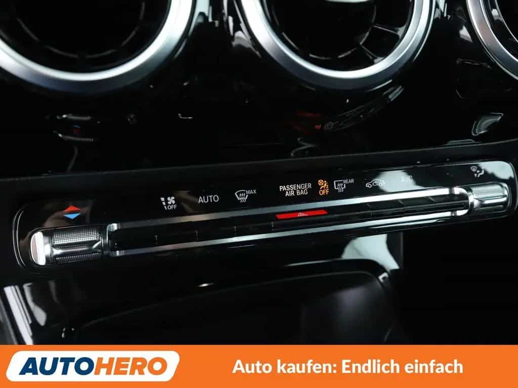 Mercedes-Benz A 250 Progressive Aut.*NAVI*LED*PDC*SHZ*TEMPO* 08/2018-photo-21