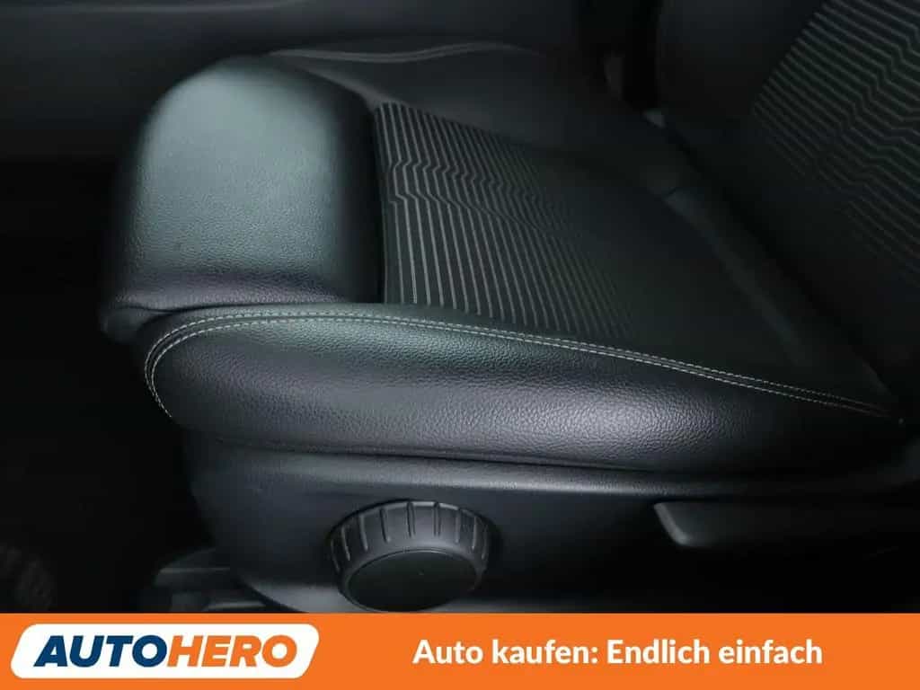 Mercedes-Benz A 250 Progressive Aut.*NAVI*LED*PDC*SHZ*TEMPO* 08/2018-photo-26
