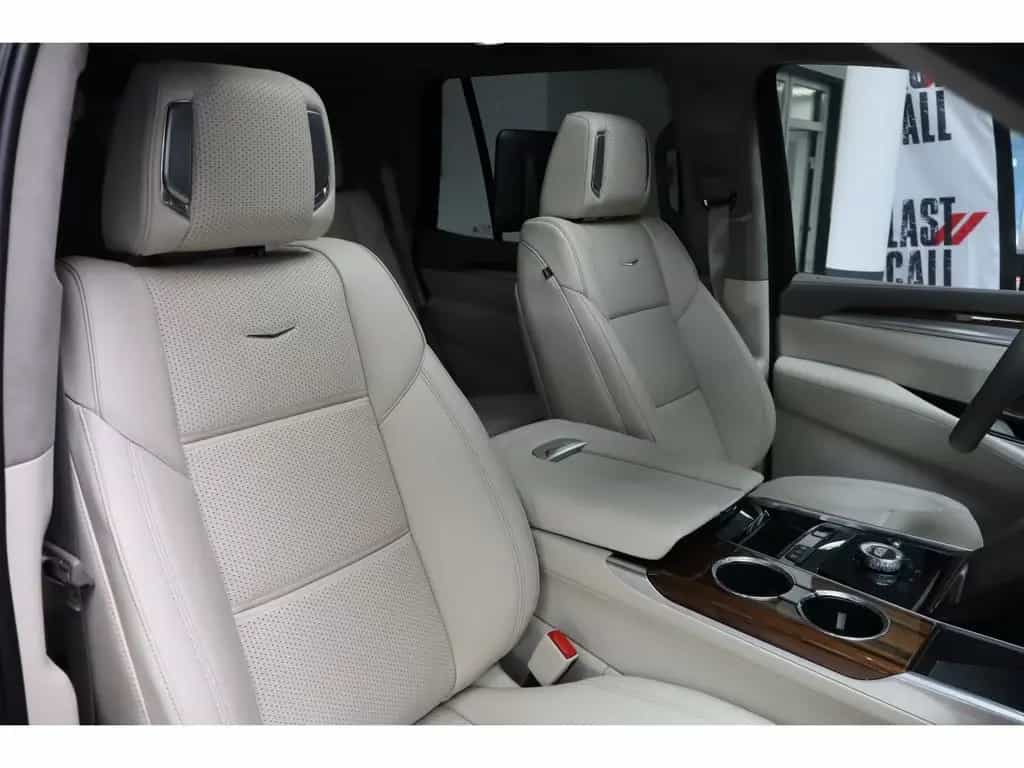Cadillac Escalade Sport Platinum Black SUV 2026 22" AKG V 06/2026-photo-15