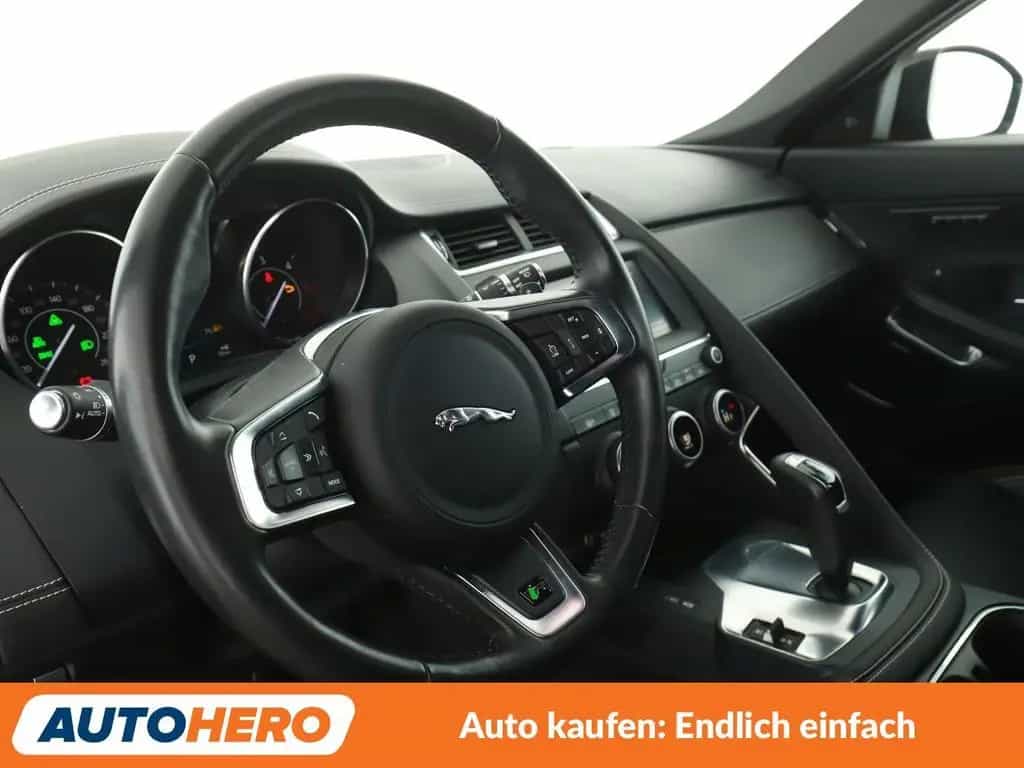 Jaguar E-Pace D180 R-Dynamic SE AWD Aut*LED*ACC*CAM*PDC 02/2020-photo-10